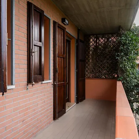 Casa Indipendente Con Giardino * Червия