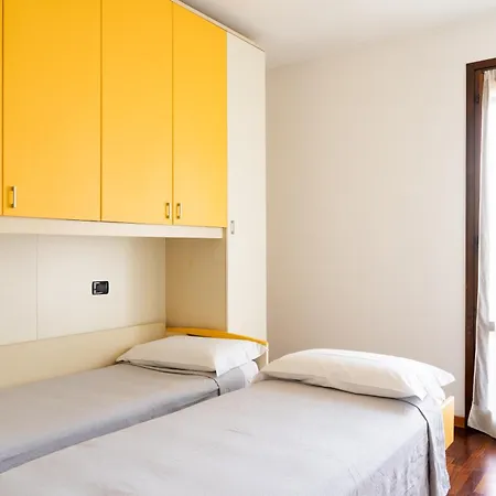 Villa Casa Indipendente Con Giardino Cervia
