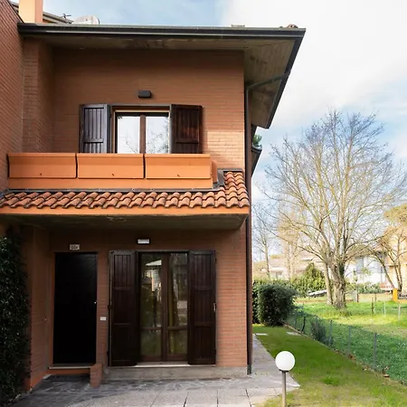 Casa Indipendente Con Giardino Villa Cervia